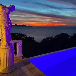 https://villa-goonie.fr-provencehotel.com